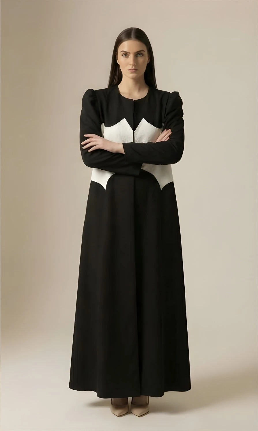 Vest abaya in black and white 